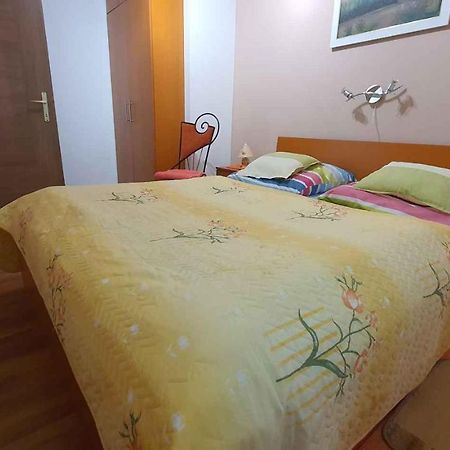 Zoeldlomb Apartman Сиофок Екстериор снимка