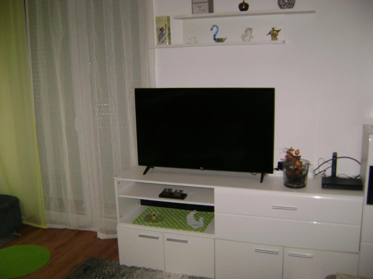 Zoeldlomb Apartman Сиофок Екстериор снимка