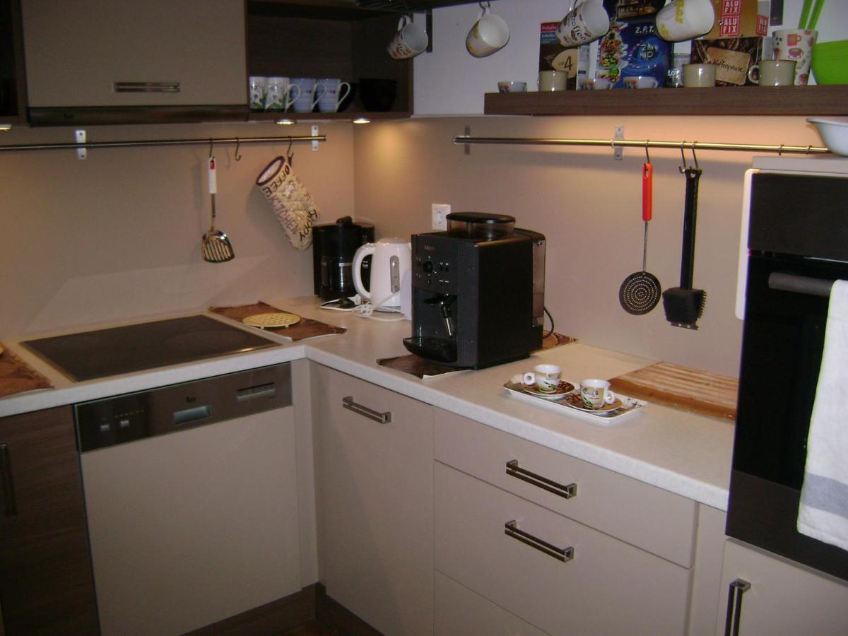 Zoeldlomb Apartman Сиофок Екстериор снимка