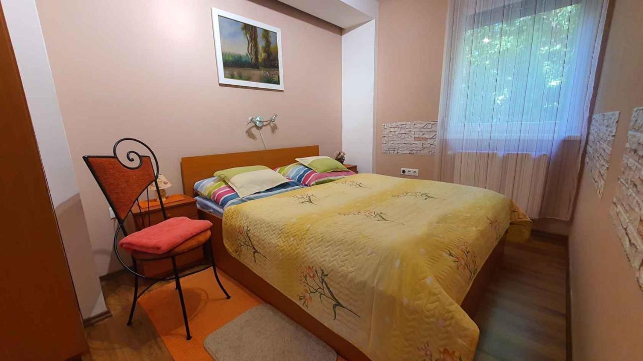 Zoeldlomb Apartman Сиофок Екстериор снимка